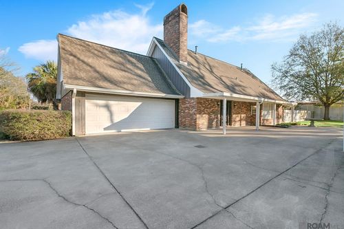 19533 Plank Rd, Zachary, LA, 70791-8223 | Card Image