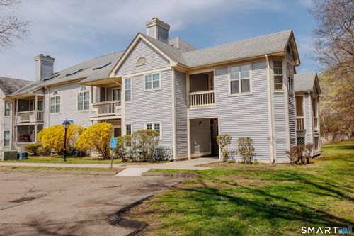 unit-907-75 Redwood Dr, East Haven, CT, 06513-1977 | Card Image