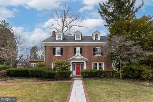 305 E Hamilton Ave, STATE COLLEGE, PA, 16801-5413 | Card Image