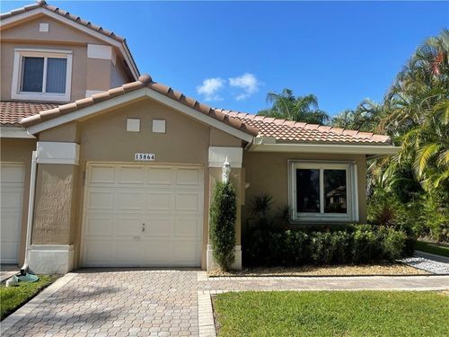 15864 Sw 10 Street, Pembroke Pines, FL, 33027 | Card Image