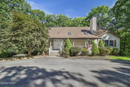125 Cottonwood Dr, Hawley, PA, 18428-4003 | Card Image