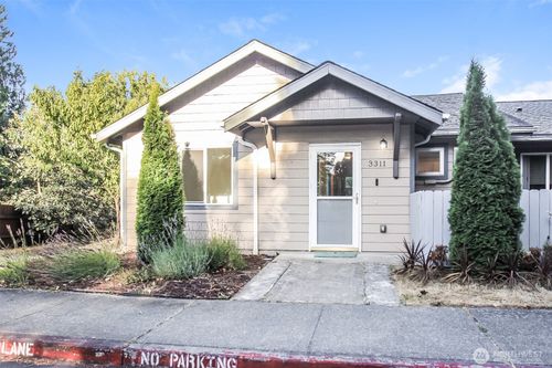 3311 New Hope Cir, Bremerton, WA, 98312-3608 | Card Image