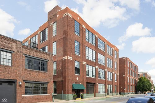 apt-408-630 College Ave, Indianapolis, IN, 46204-1694 | Card Image