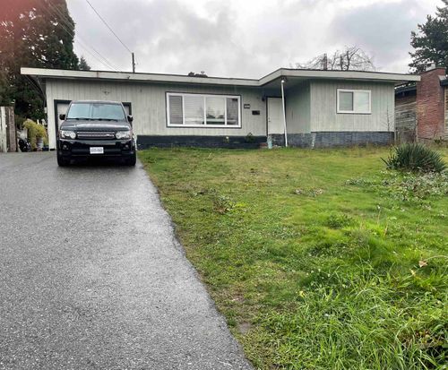 10366 127 St, Surrey, BC, V3V5J9 | Card Image