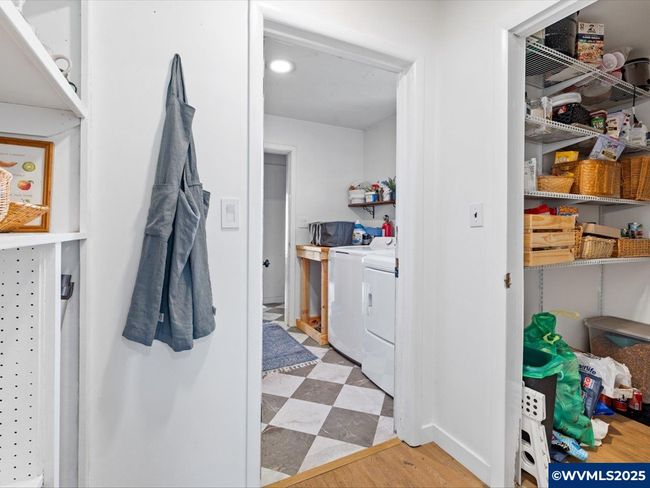 507 S Main St St, House other with 3 bedrooms, 1 bathrooms and null parking in Jefferson OR | Image 10