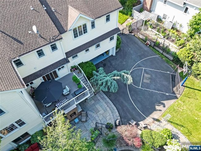 17 Windham Pl, House other with 6 bedrooms, 6 bathrooms and null parking in Glen Rock NJ | Image 47