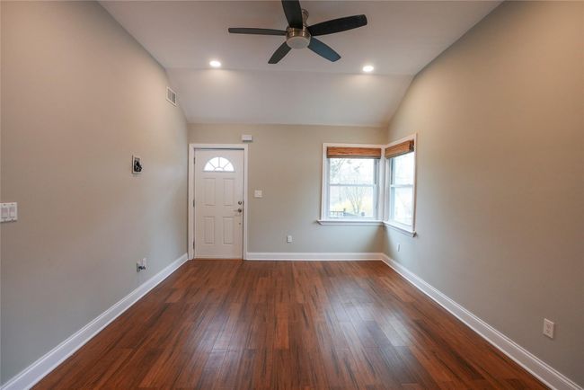 3196 Hollywood St, House other with 3 bedrooms, 2 bathrooms and null parking in Mohegan Lake NY | Image 7