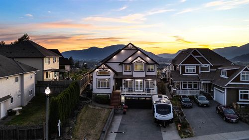 5243 Crimson Ridge, Chilliwack, BC, V2R0B4 | Card Image