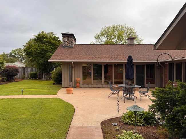 1002 S Lowe St, House other with 3 bedrooms, 4 bathrooms and null parking in Stuttgart AR | Image 41