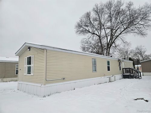 lot-46-1512 Crescentlane Dr, Flint, MI, 48532-4331 | Card Image