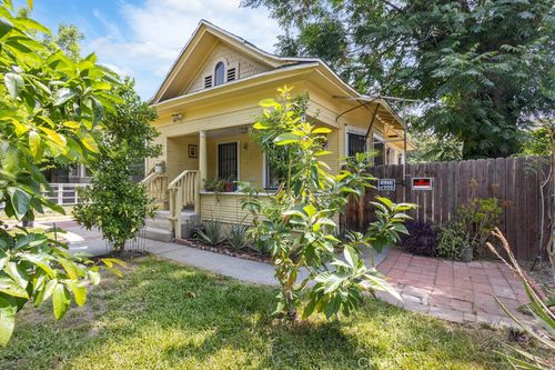 1085 N Arrowhead Ave, San Bernardino, CA, 92410 | Card Image