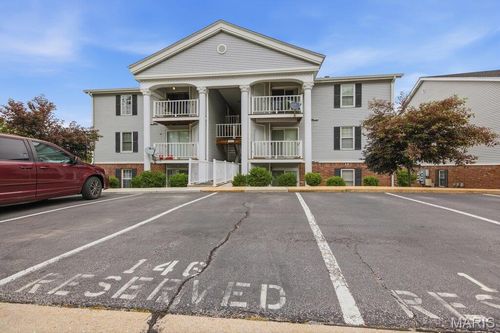 b-1231 Creve Coeur Crossing Ln, Chesterfield, MO, 63017-9737 | Card Image