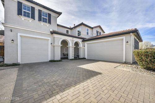 490 Luciana Dr, Reno, NV, 89521-4288 | Card Image