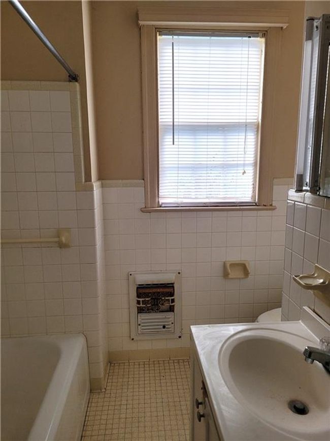 2203 Thornton Ct, House other with 3 bedrooms, 2 bathrooms and null parking in Alexandria LA | Image 18