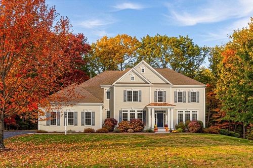87 Canterbury Hill Rd, Acton, MA, 01720-4921 | Card Image