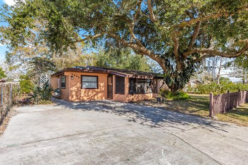 2082 Little John Rd, Melbourne, FL, 32935-3734 | Card Image