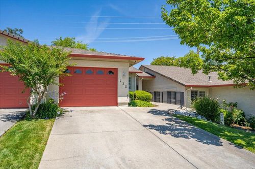 732 Stonebriar Trl, Redding, CA, 96003-2840 | Card Image