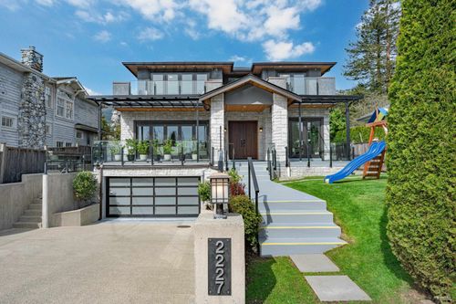 2227 Haywood Ave, West Vancouver, BC, V7V1X6 | Card Image