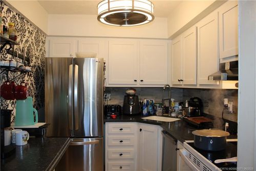 apt-x2-2600 S Kanner Hwy, Stuart, FL, 34994-4638 | Card Image