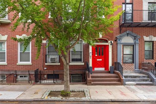 1068 Walton Ave, Bronx, NY, 10452-8949 | Card Image