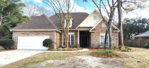 3829 Versailles Ct, Ocean Springs, MS, 39564-8538 | Card Image