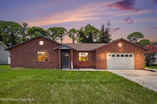 7180 Briggs Ave, Cocoa, FL, 32927-8015 | Card Image