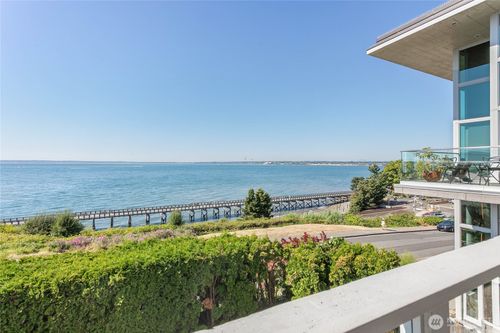apt-2-510 S State St, Bellingham, WA, 98225-6137 | Card Image
