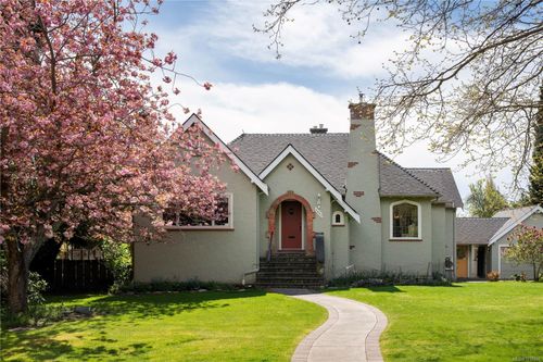 1541 Despard Ave, Victoria, BC, V8S1T2 | Card Image