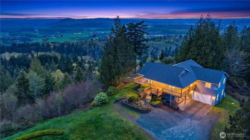 19330 208th Ave Se, Monroe, WA, 98272-8021 | Card Image