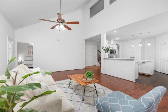 2023 Creek Run Dr, House other with 4 bedrooms, 3 bathrooms and 2 parking in Pearland TX | Image 30
