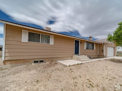 195 800, Cleveland, UT, 84518-7707 | Card Image