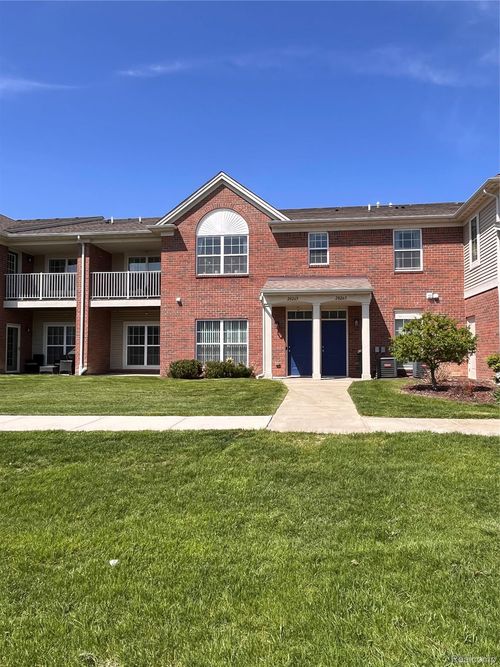 284-28263 S Pointe Lane, Chesterfield Township, MI, 48051 | Card Image