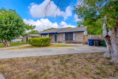 5243 Overpool St, House other with 3 bedrooms, 1 bathrooms and null parking in San Antonio TX | Image 3