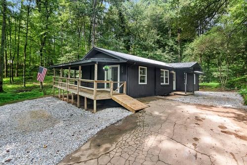 123 Quarry Rd, Andrews, NC, 28901-7321 | Card Image