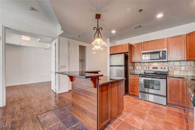 640 - 2455 W Serene Ave, Home with 1 bedrooms, 2 bathrooms and 1 parking in Las Vegas NV | Image 13