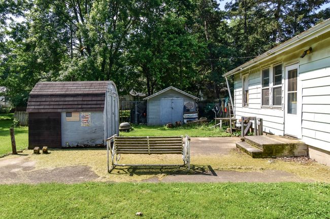 300 S Bentley St, House other with 3 bedrooms, 1 bathrooms and 1 parking in Pontiac IL | Image 34