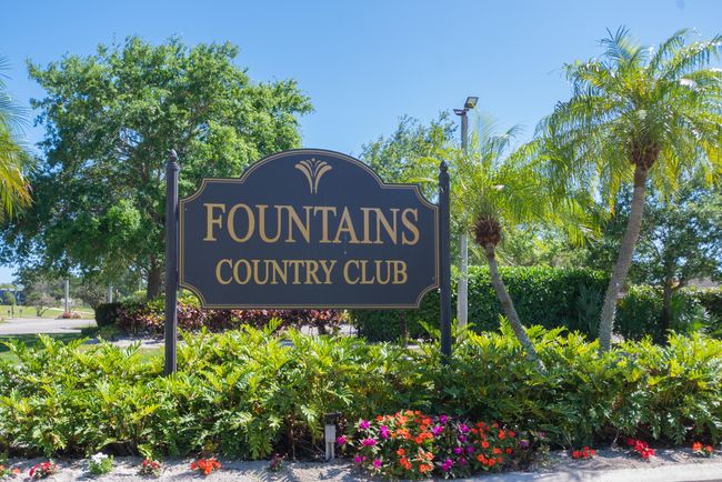 4451 Luxemburg Ct, Condo with 3 bedrooms, 2 bathrooms and null parking in Lake Worth FL | Image 32