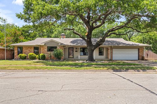 619 Kingston Dr, Irving, TX, 75061-6997 | Card Image