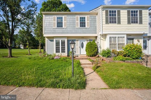14801 Basingstoke Loop, CENTREVILLE, VA, 20120-3105 | Card Image