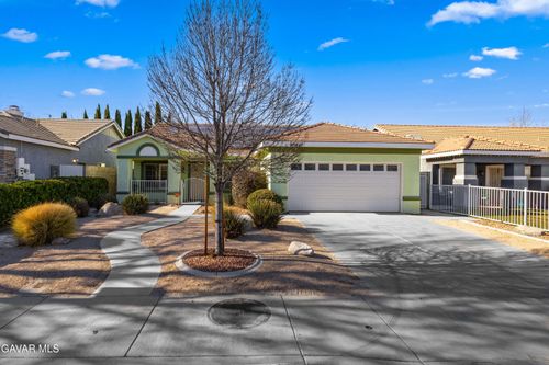 45641 Knightsbridge St, Lancaster, CA, 93534-5150 | Card Image