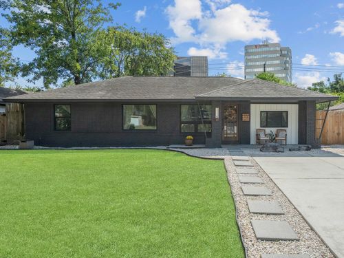 1119 W 30th St, Houston, TX, 77018-7401 | Card Image