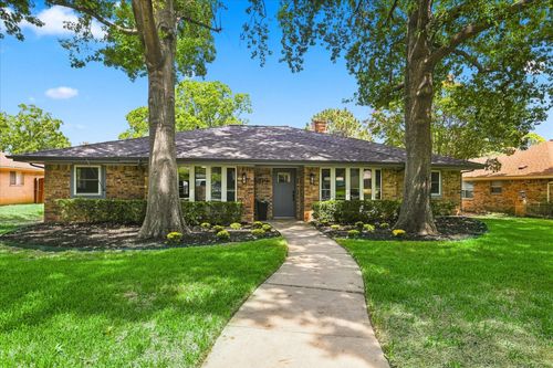 1419 San Antone Ln, Lewisville, TX, 75077-2853 | Card Image