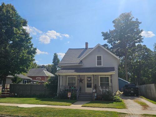 315 W Henry St, Charlotte, MI, 48813-1811 | Card Image