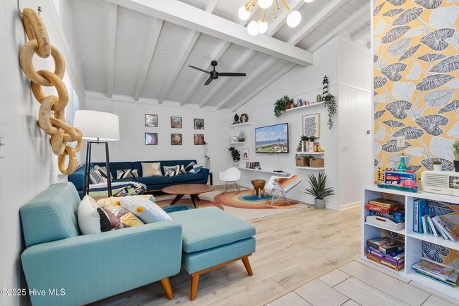 209 Sellers St, House other with 3 bedrooms, 2 bathrooms and null parking in Oak Island NC | Image 9