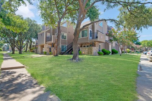 306-9829 Walnut St, Dallas, TX, 75243-8827 | Card Image