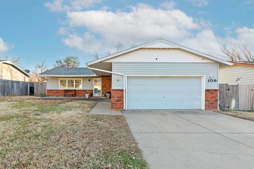 109 April Dr, Mulvane, KS, 67110-1001 | Card Image
