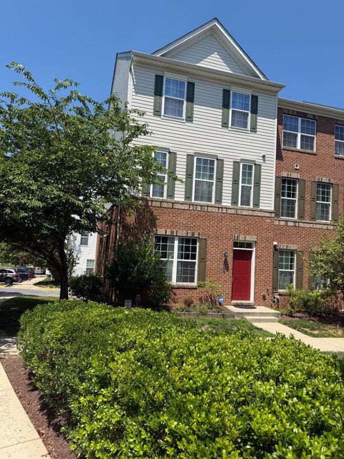 17-3556 Woodlake Dr, SILVER SPRING, MD, 20904-4670 | Card Image