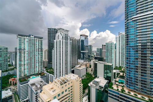 apt-4024-1200 Brickell Bay Dr, Miami, FL, 33131-3277 | Card Image