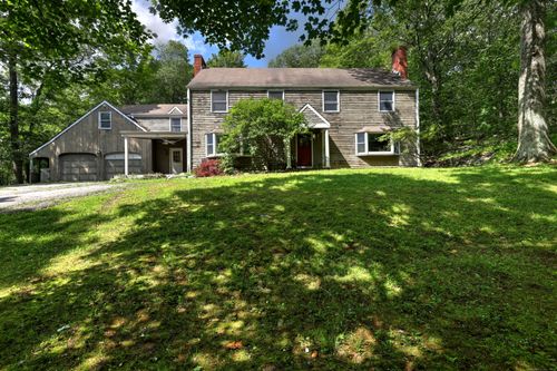 22 E Woods Rd, Roxbury, CT, 06783-1916 | Card Image