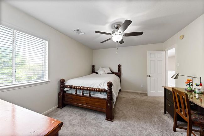 1901 Plum Falls Ln, House other with 6 bedrooms, 4 bathrooms and 2 parking in Pearland TX | Image 23